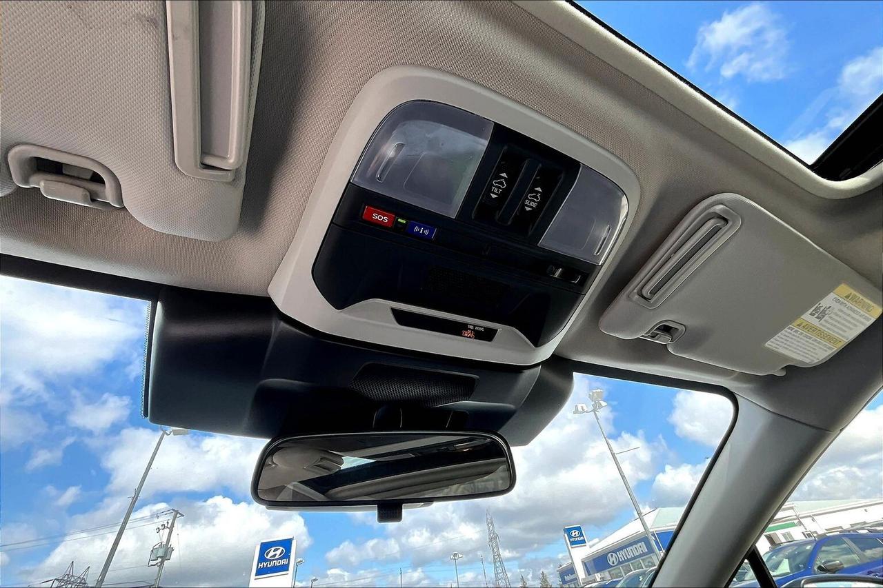 2024 Subaru Crosstrek LIMITED AWD   LEATHER   SUNROOF   NAVIGATION Photo