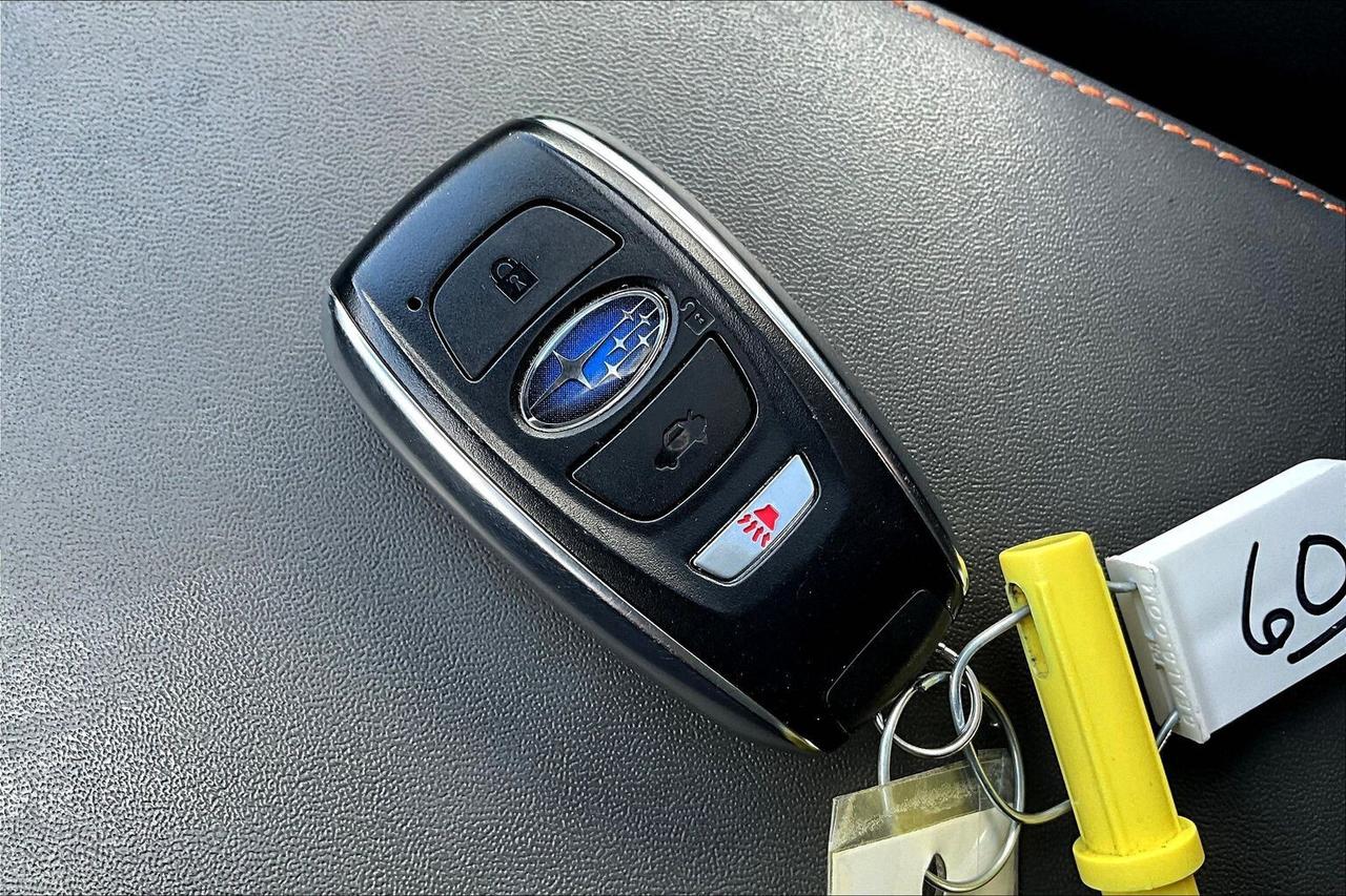 2024 Subaru Crosstrek LIMITED AWD   LEATHER   SUNROOF   NAVIGATION Photo