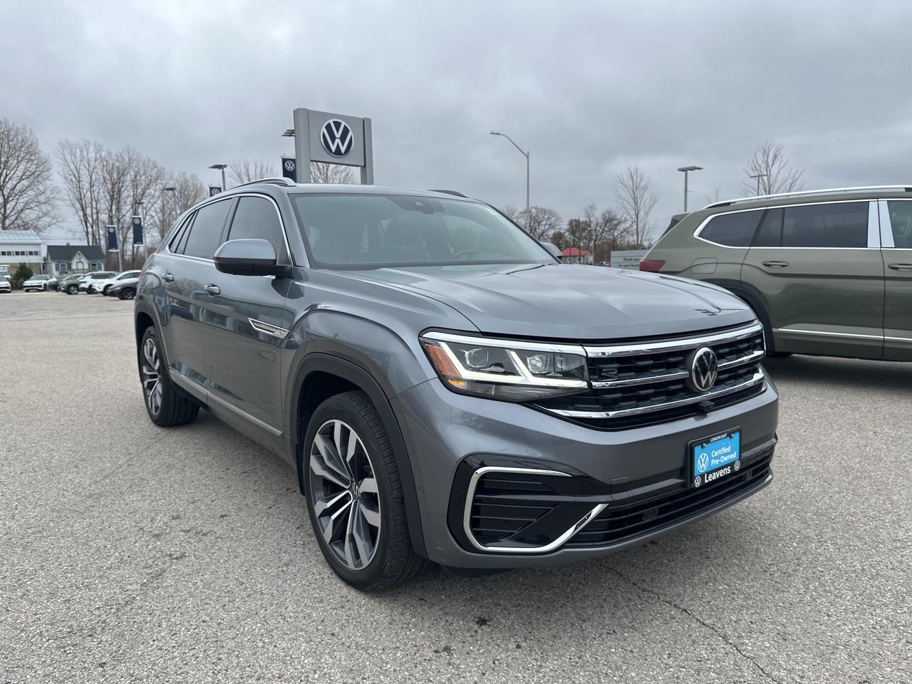 2022 Volkswagen Atlas Cross Sport Execline 3.6 FSI 4MOTION Photo