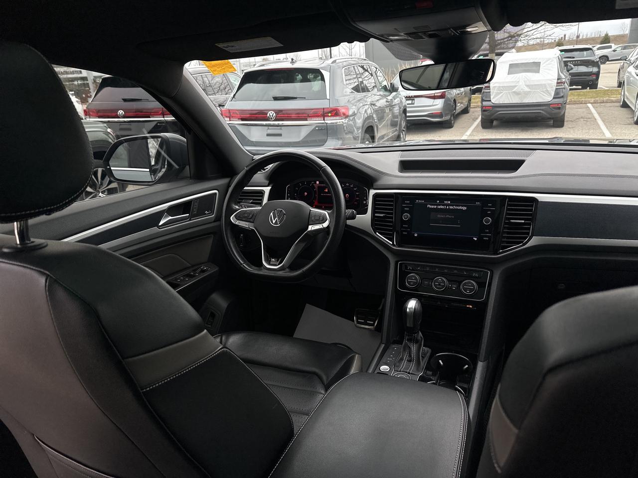2022 Volkswagen Atlas Cross Sport Execline 3.6 FSI 4MOTION Photo