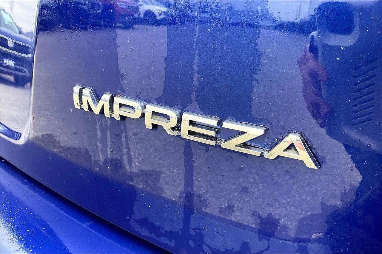 2022 Subaru Impreza TOURING AWD   5-SPEED MANUAL   HEATED SEATS/STEER Photo