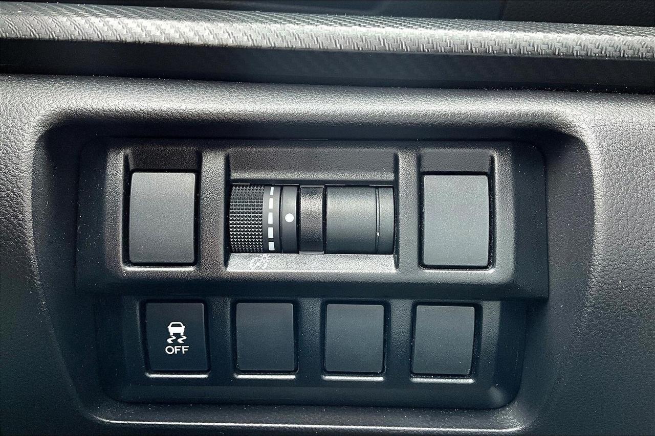 2022 Subaru Impreza TOURING AWD   5-SPEED MANUAL   HEATED SEATS/STEER Photo