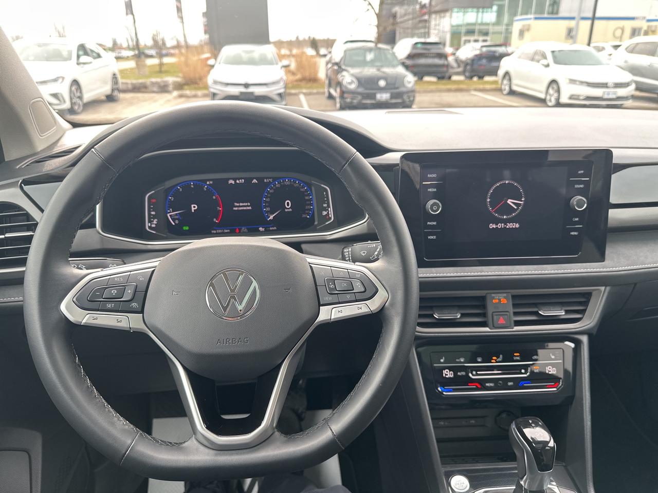 2025 Volkswagen Taos Comfortline Black Edition 4MOTION Photo