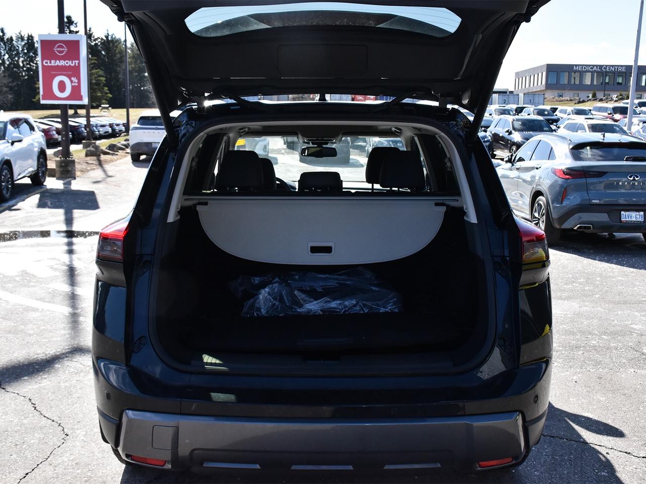 2025 Nissan Rogue SL  - Certified - Leather Seats Photo
