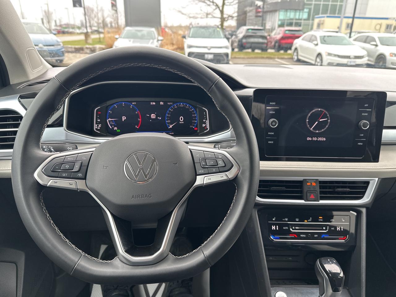 2025 Volkswagen Taos Comfortline 4Motion Photo
