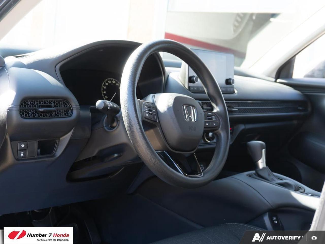 2024 Honda HR-V Lx-B *EXTENDED FACTORY WARRANTY*NO REPORTED ACCIDE Photo