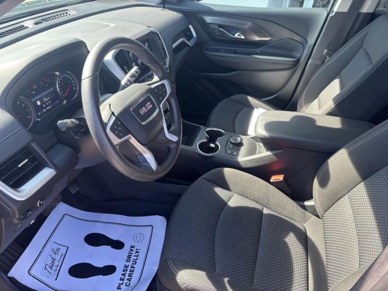 2024 GMC Terrain SLE 4dr All-Wheel Drive Photo