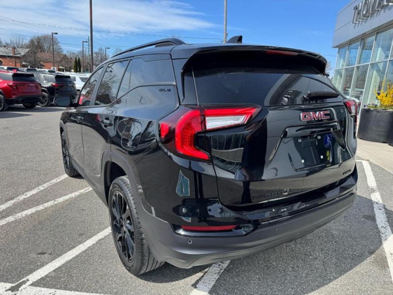 2024 GMC Terrain SLE 4dr All-Wheel Drive Photo