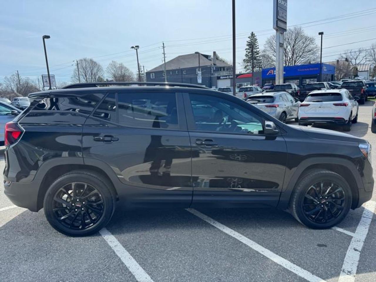 2024 GMC Terrain SLE 4dr All-Wheel Drive Photo