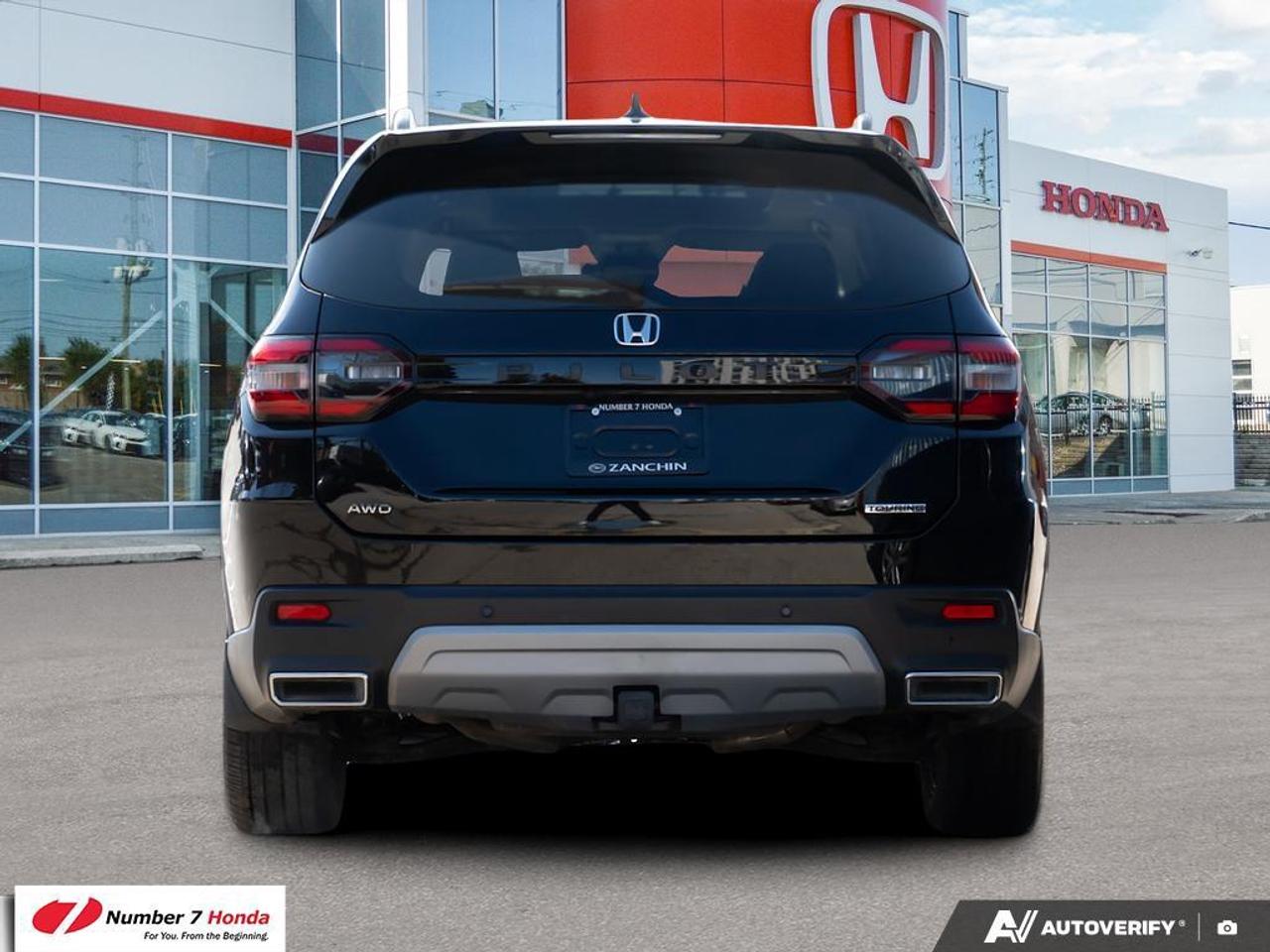 2023 Honda Pilot Touring *EXTENDED FACTORY WARRANTY* Photo