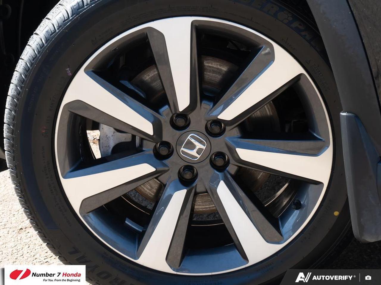 2023 Honda Pilot Touring *EXTENDED FACTORY WARRANTY* Photo