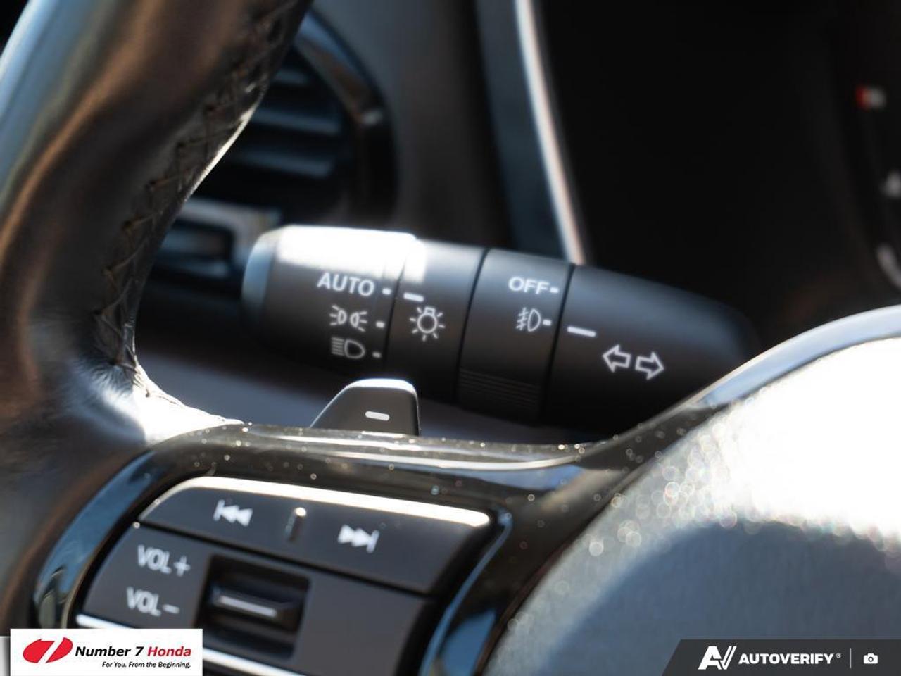 2023 Honda Pilot Touring *EXTENDED FACTORY WARRANTY* Photo