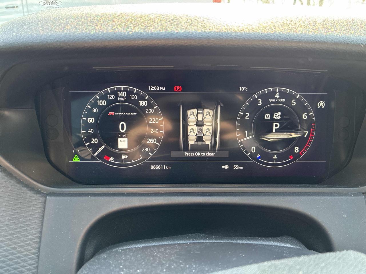 2018 Land Rover Range Rover Velar P380 l R-Dynamic l SE l AWD l 3.0 l V6 l 380HP Photo