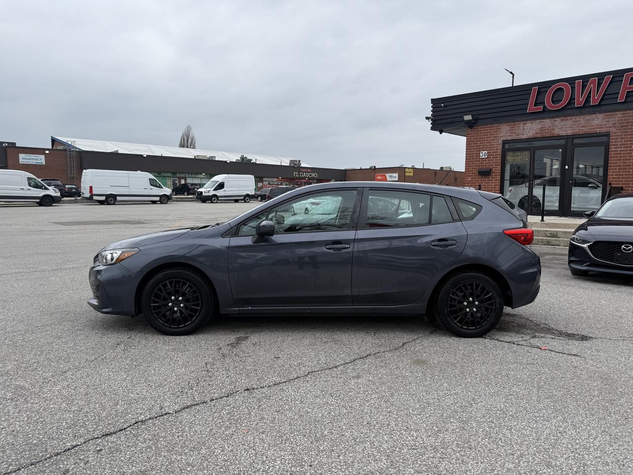 2017 Subaru Impreza Convenience l 2.0 l 4Cyl l 2 Sets of Wheels l Photo2