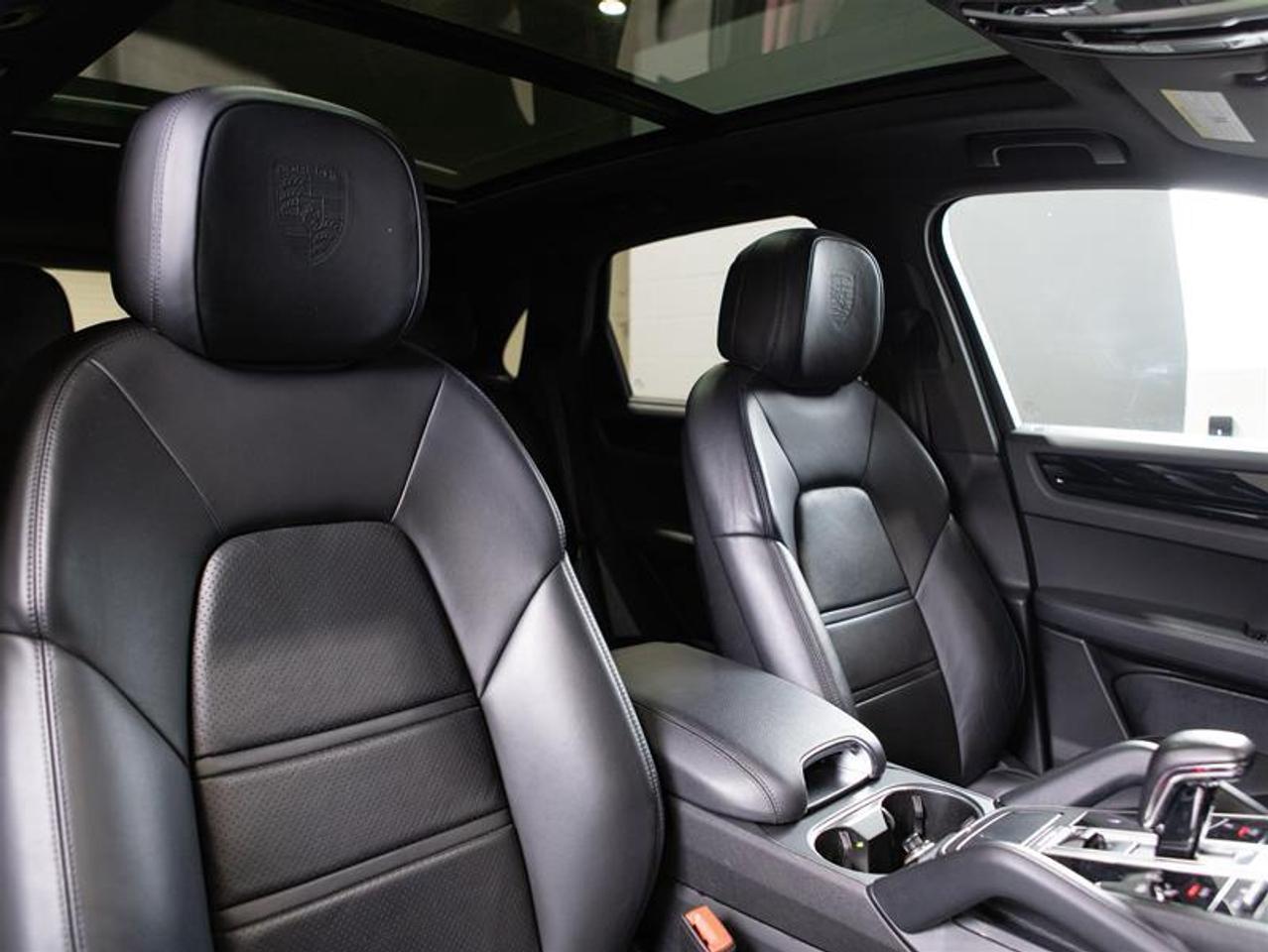 2023 Porsche Cayenne  Photo