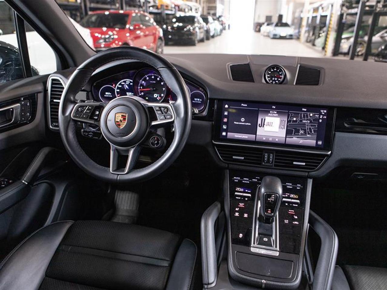 2023 Porsche Cayenne  Photo