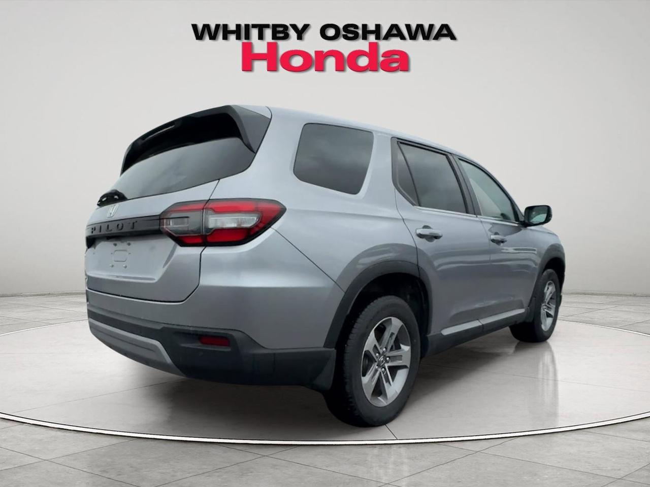 2025 Honda Pilot EX-L AWD Photo4