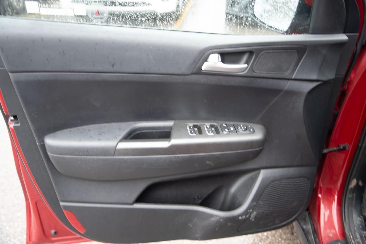 2021 Kia Sportage LX AWD   ACCIDENT FREE   BACK UP CAMERA Photo