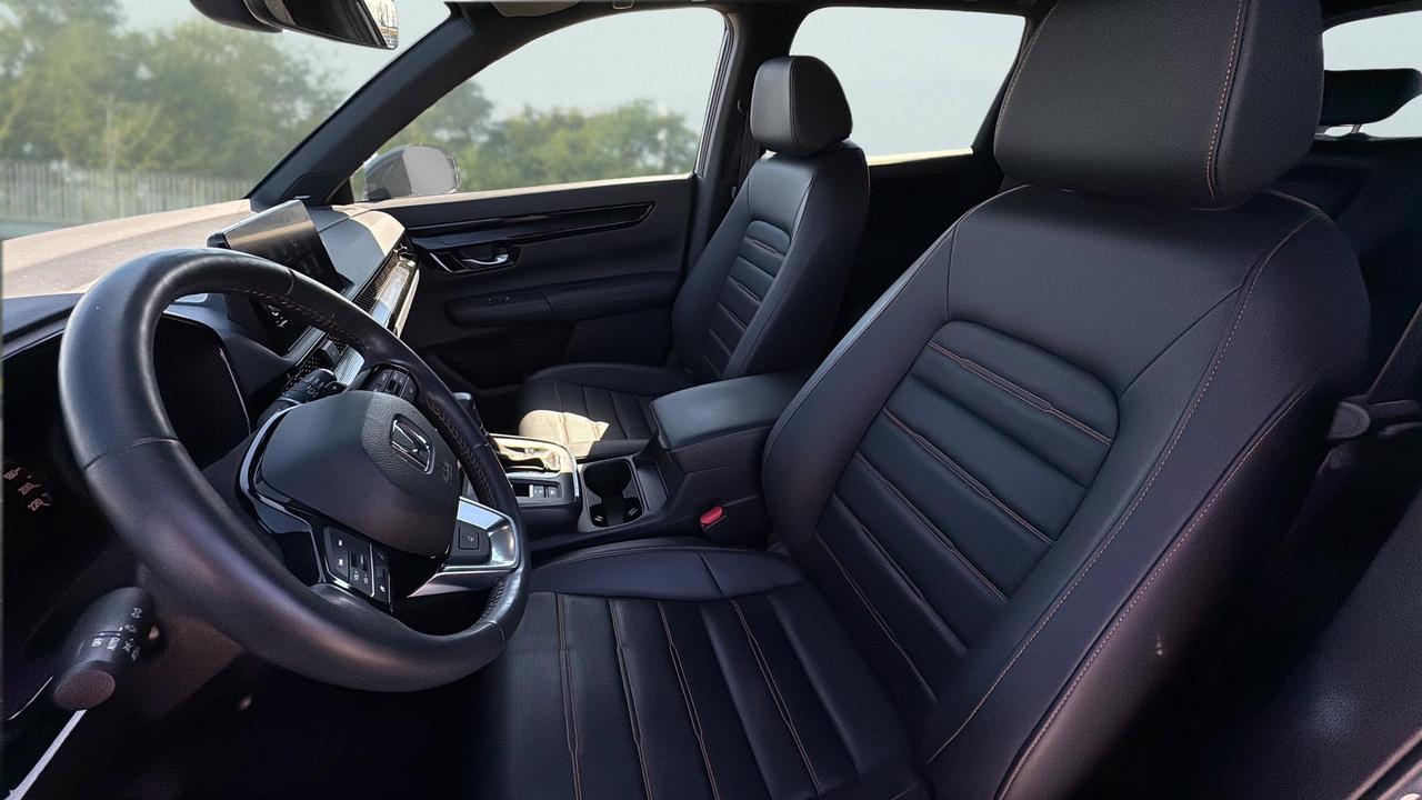 2024 Honda CR-V Hybrid Touring AWD Photo