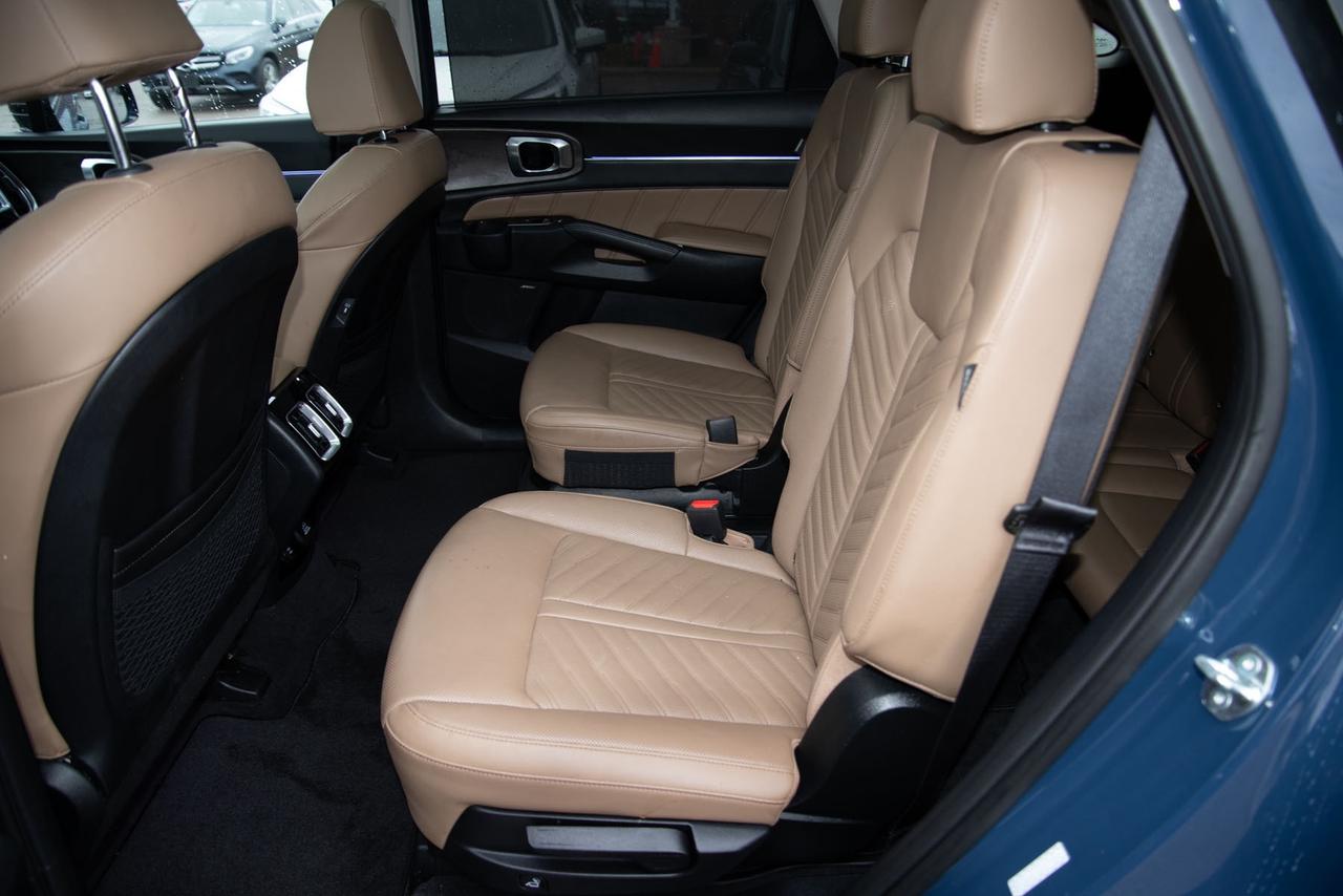 2025 Kia Sorento XLINE LTD   BROWN INT   PANO ROOF   MEMORY SEATS Photo