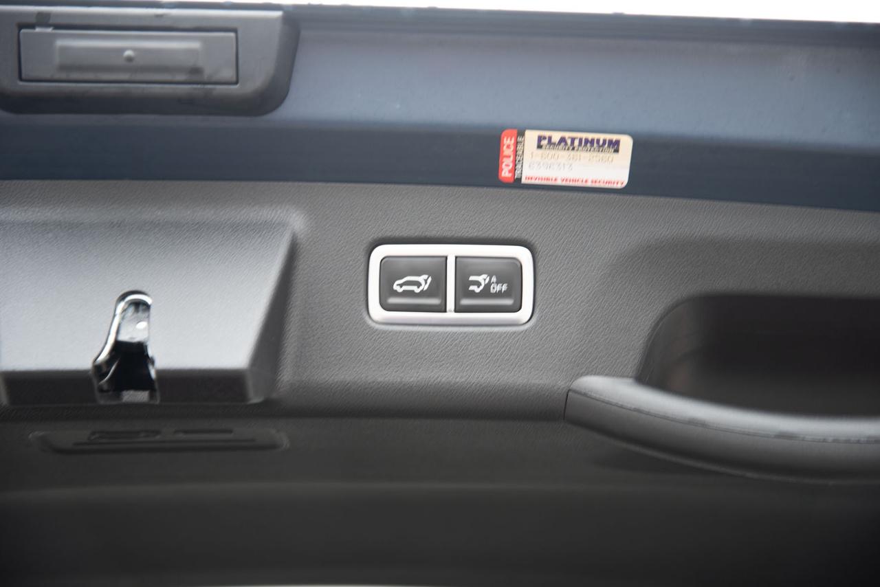 2025 Kia Sorento XLINE LTD   BROWN INT   PANO ROOF   MEMORY SEATS Photo