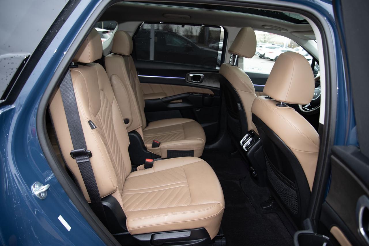 2025 Kia Sorento XLINE LTD   BROWN INT   PANO ROOF   MEMORY SEATS Photo