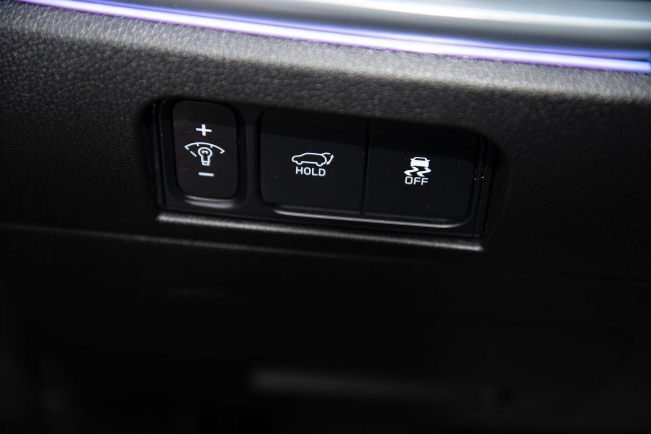 2025 Kia Sorento XLINE LTD   BROWN INT   PANO ROOF   MEMORY SEATS Photo