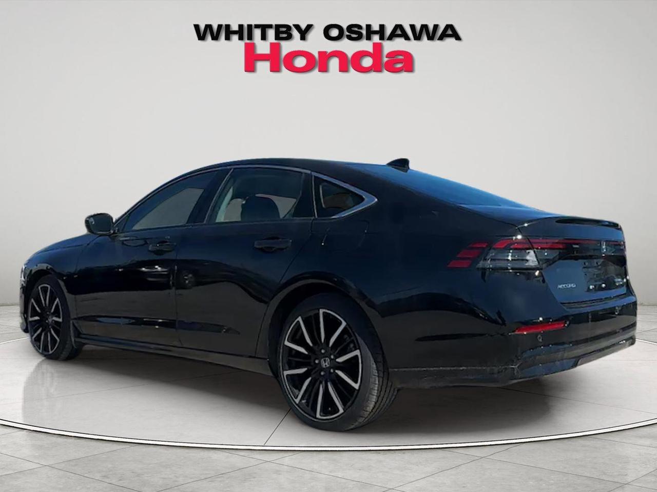 2025 Honda Accord Hybrid Touring eCVT Photo2