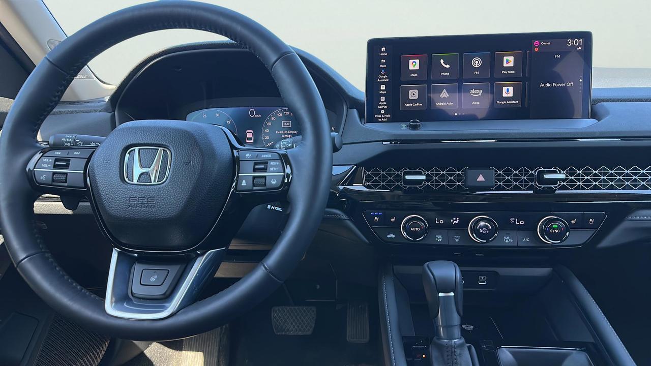 2025 Honda Accord Hybrid Touring eCVT Photo