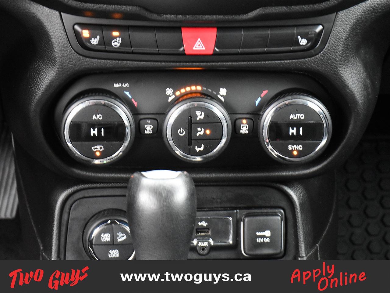 2017 Jeep Renegade 4WD 4dr Deserthawk -Ltd Avail- Leather Back Up Cam Photo