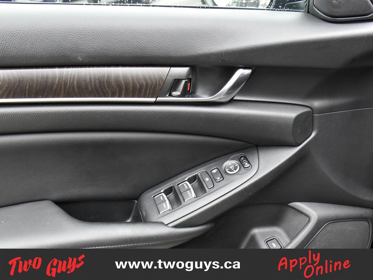 2019 Honda Accord Hybrid CVT Hybrid Back Up Camera Heated Front Seats Photo