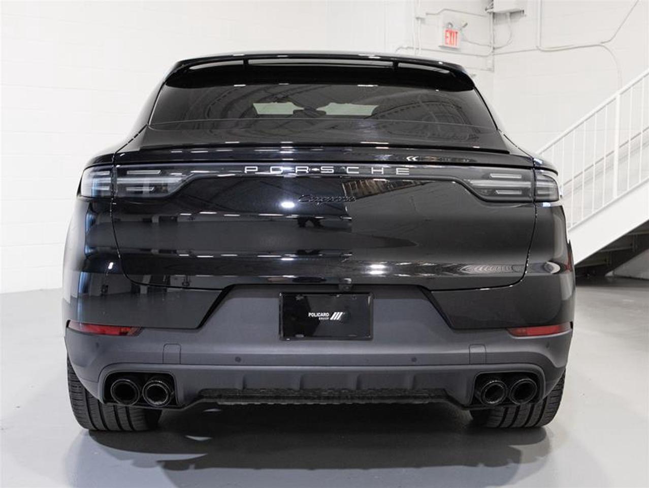 2023 Porsche Cayenne Platinum Edition Photo