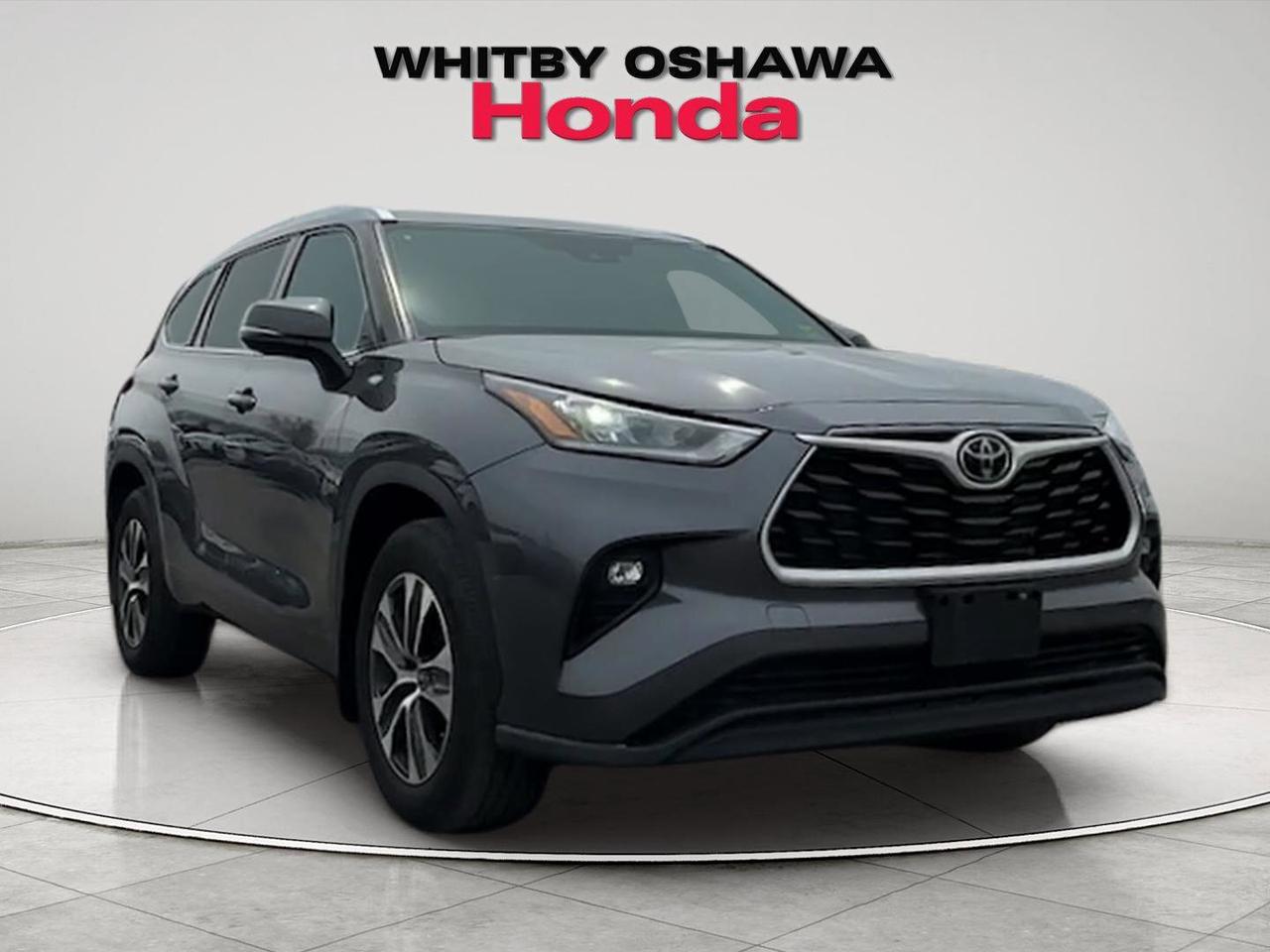 2021 Toyota Highlander XLE AWD Photo
