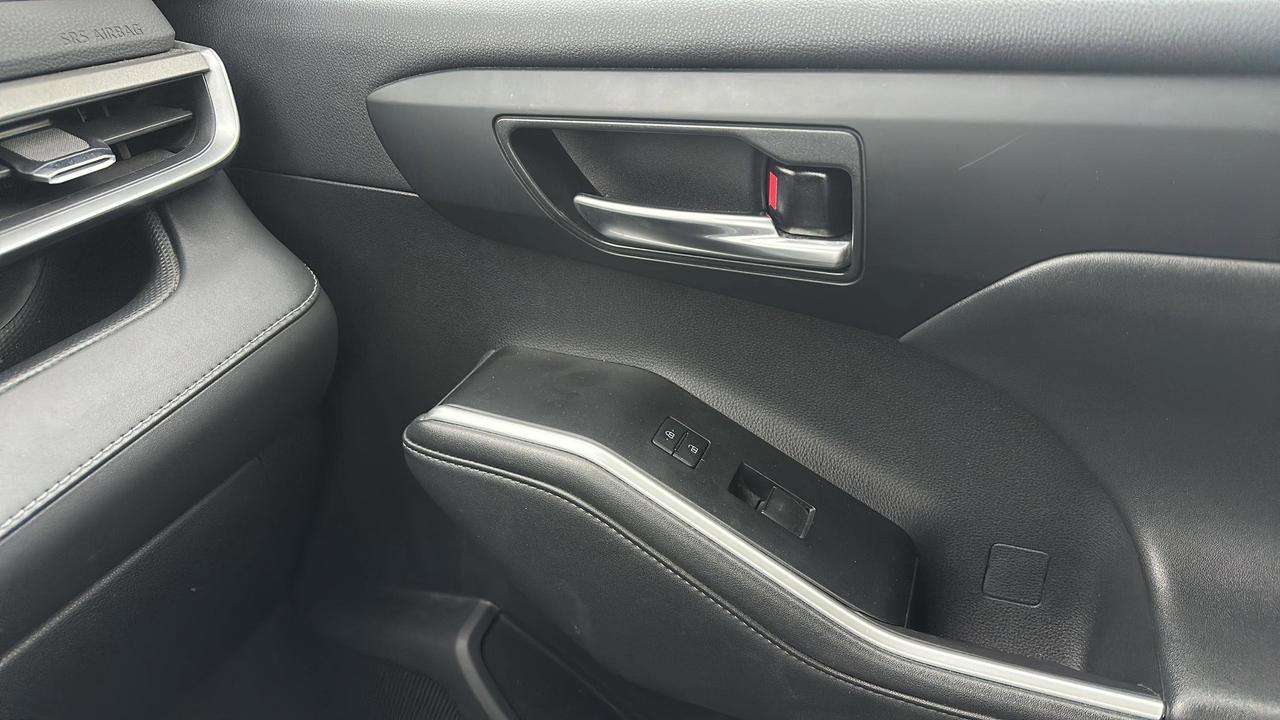 2021 Toyota Highlander XLE AWD Photo