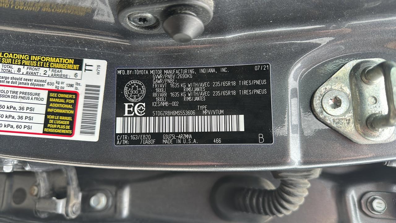 2021 Toyota Highlander XLE AWD Photo