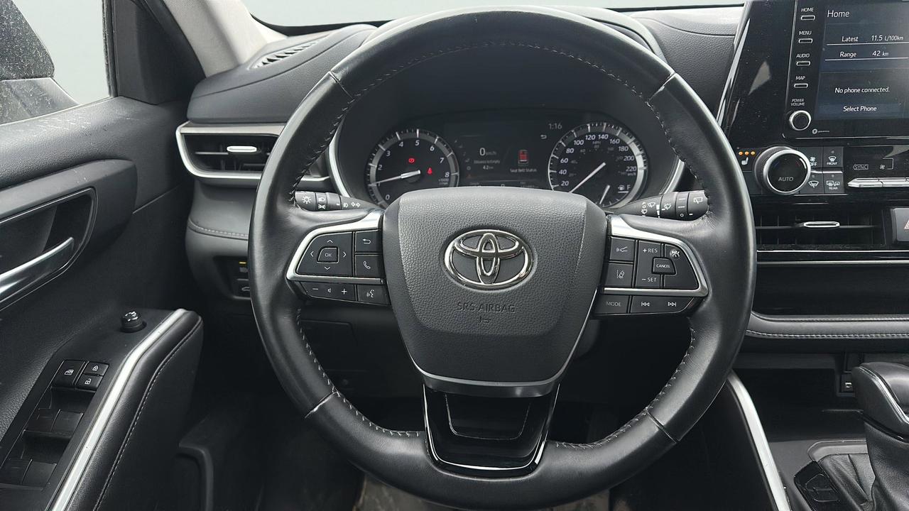 2021 Toyota Highlander XLE AWD Photo