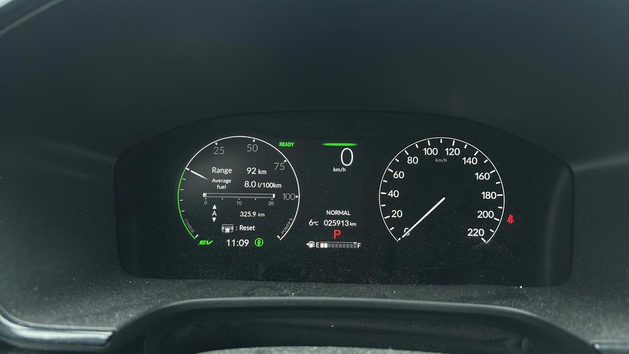 2024 Honda CR-V Hybrid Touring AWD Photo