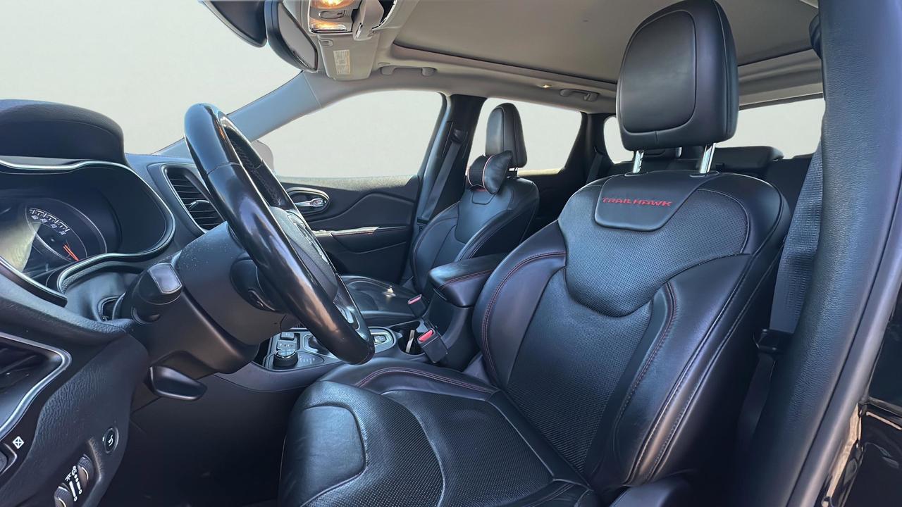 2020 Jeep Cherokee TRAILHAWK ELITE 4X4 Photo