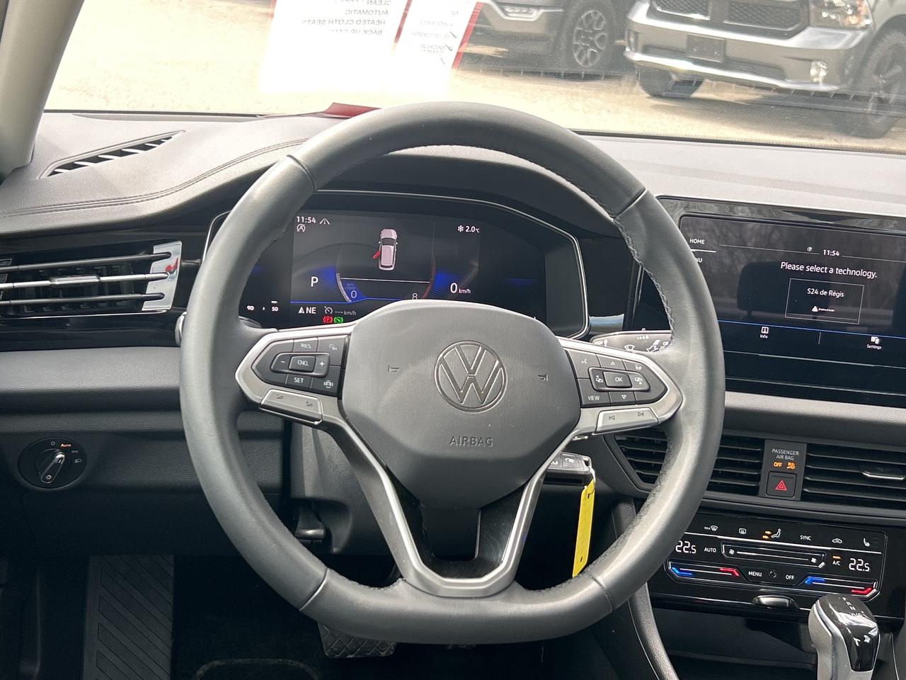 2025 Volkswagen Jetta TRENDLINE, CLEAN CARFAX, BACK UP CAMERA! Photo