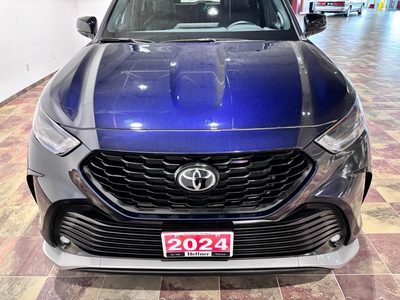 2024 Toyota Highlander XSE Photo