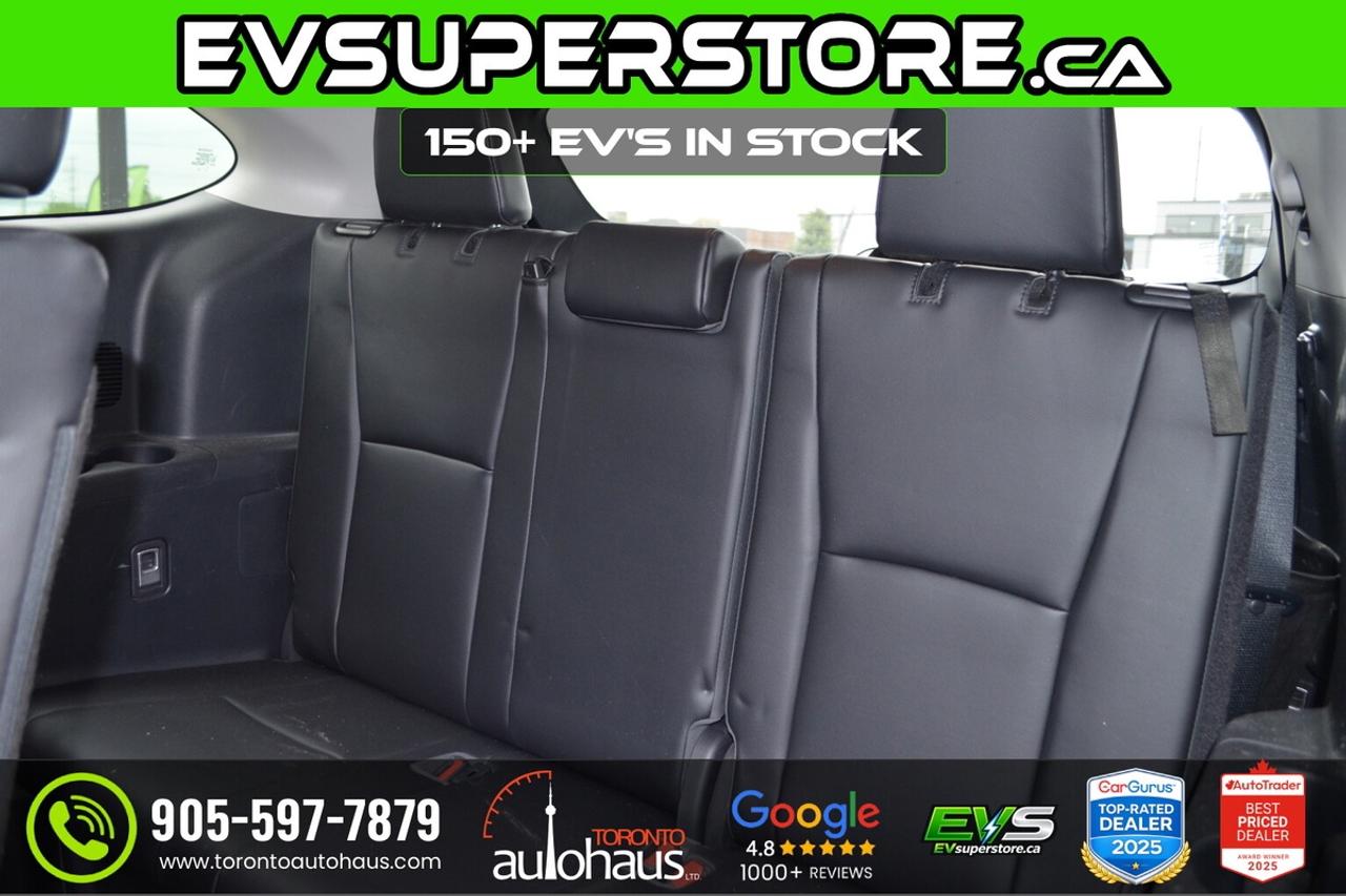 2023 Toyota Highlander XLE HYBRID I 8 PASSENGER Photo
