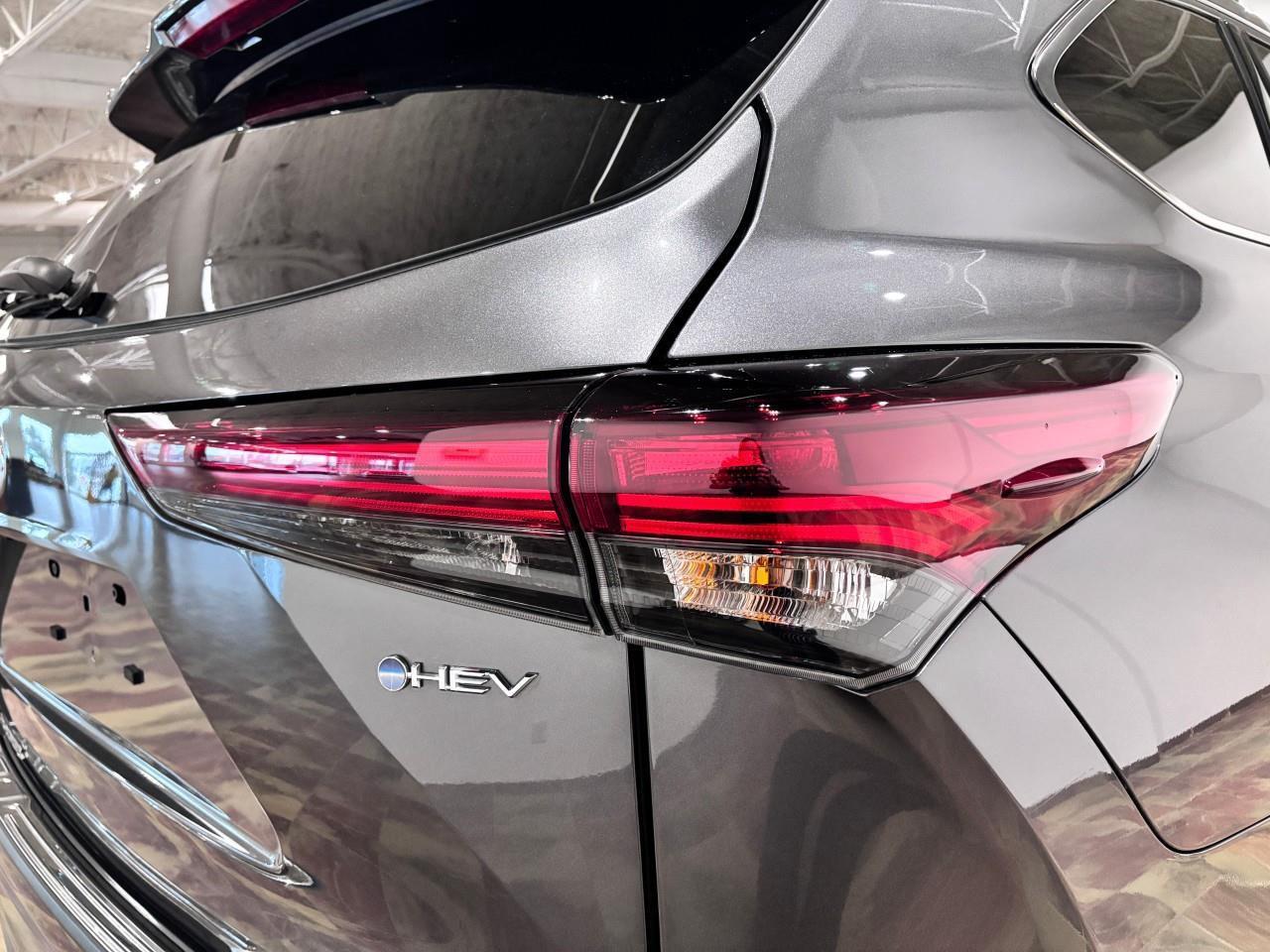 2025 Toyota Highlander Hybrid Limited Hybrid Limited Platinum Photo