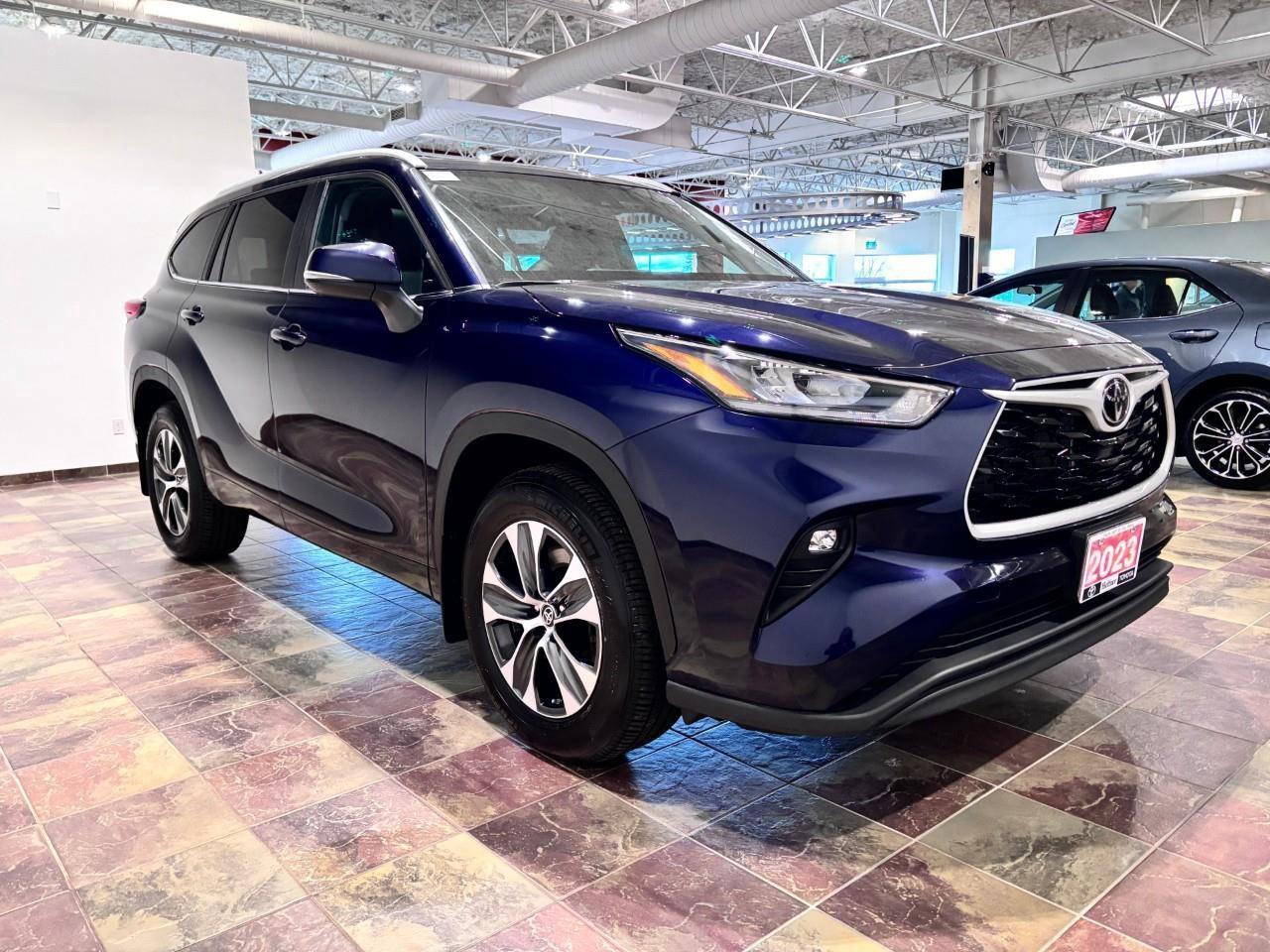2023 Toyota Highlander XLE Photo