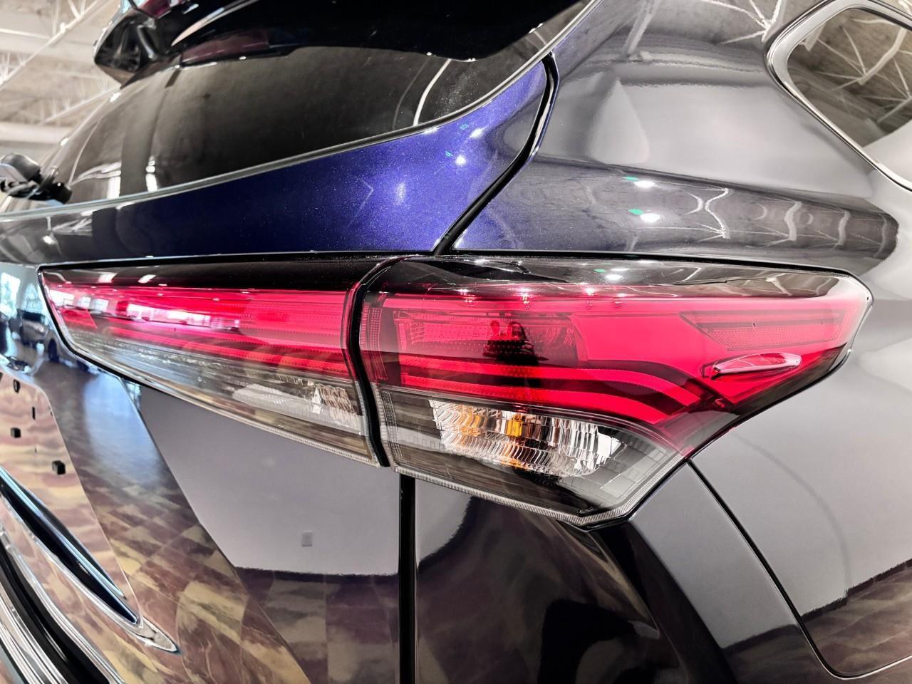 2023 Toyota Highlander XLE Photo