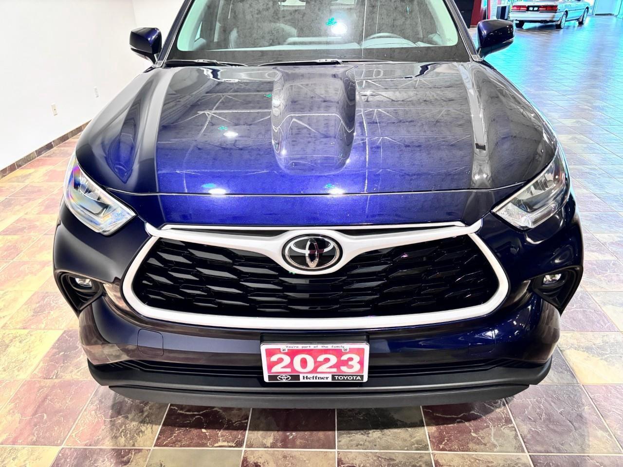 2023 Toyota Highlander XLE Photo