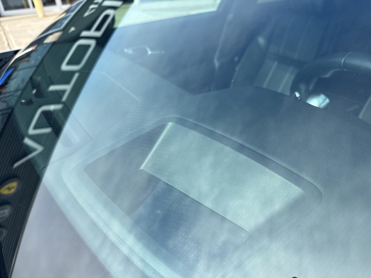 2020 Land Rover Range Rover Velar P340 R-Dynamic S Photo