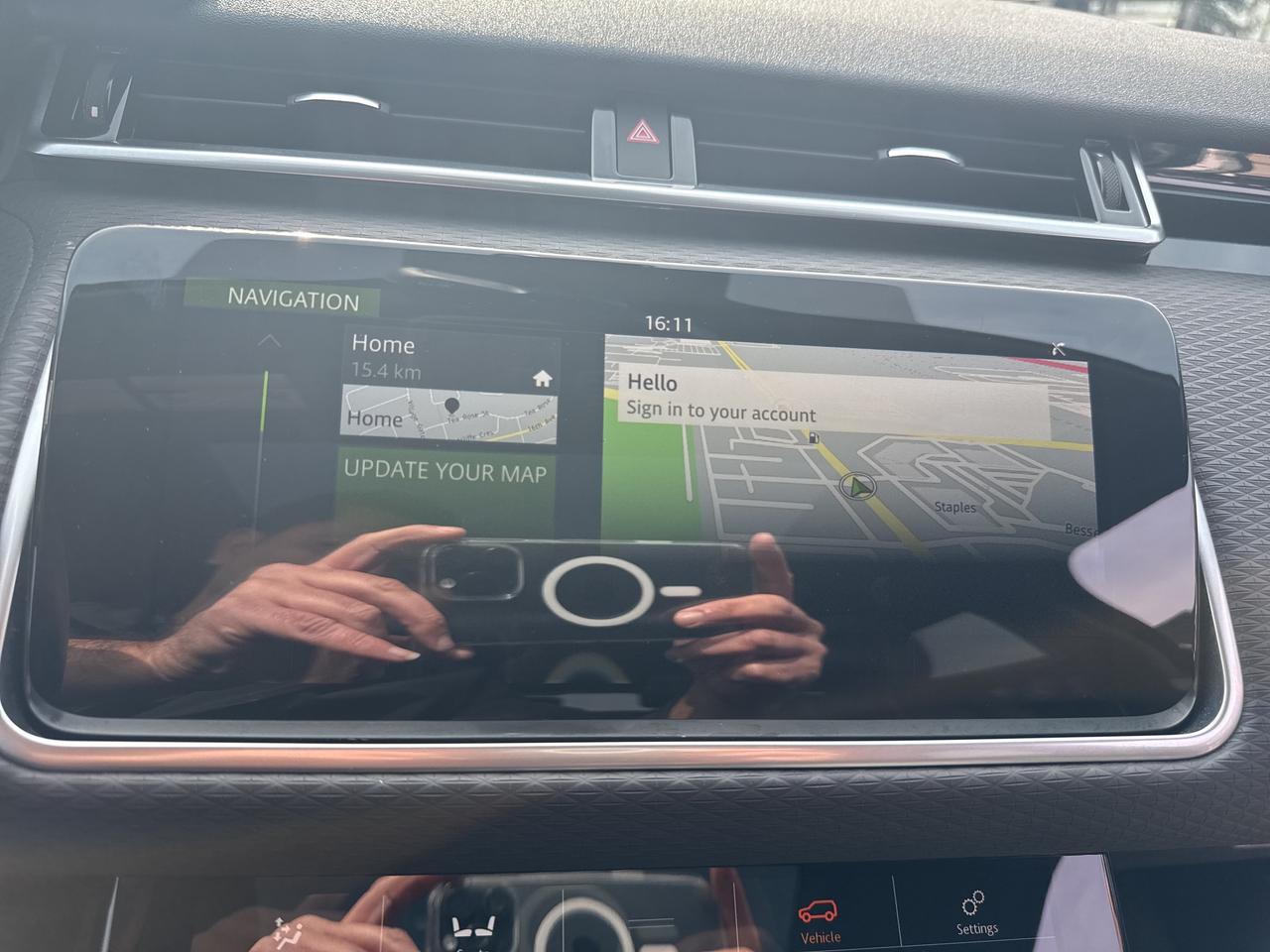 2020 Land Rover Range Rover Velar P340 R-Dynamic S Photo