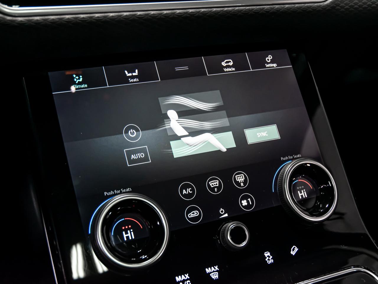 2020 Land Rover Range Rover Velar P340 R-DYNAMIC S COLLISION AVOIDANCE BLIND SPOTS Photo