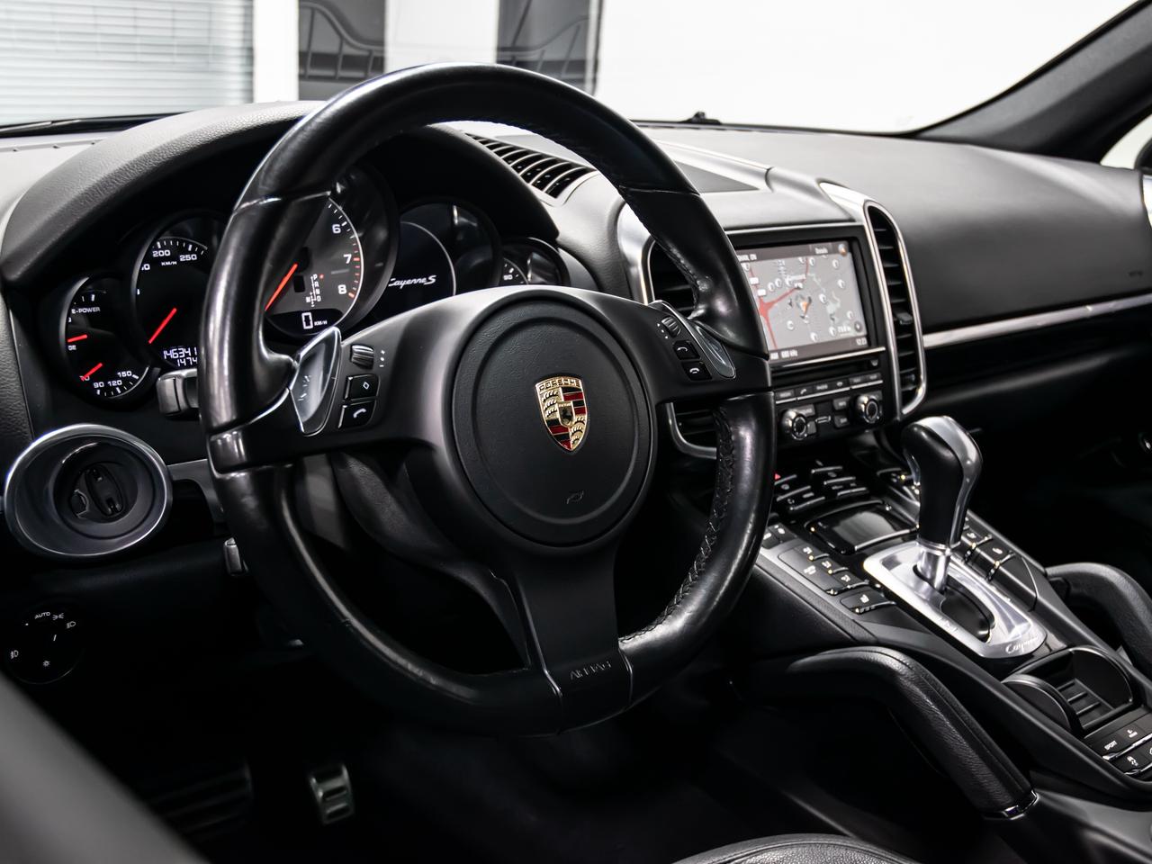2012 Porsche Cayenne AWD S HYBRID NAVIGATION PANORAMIC SUNROOF Photo