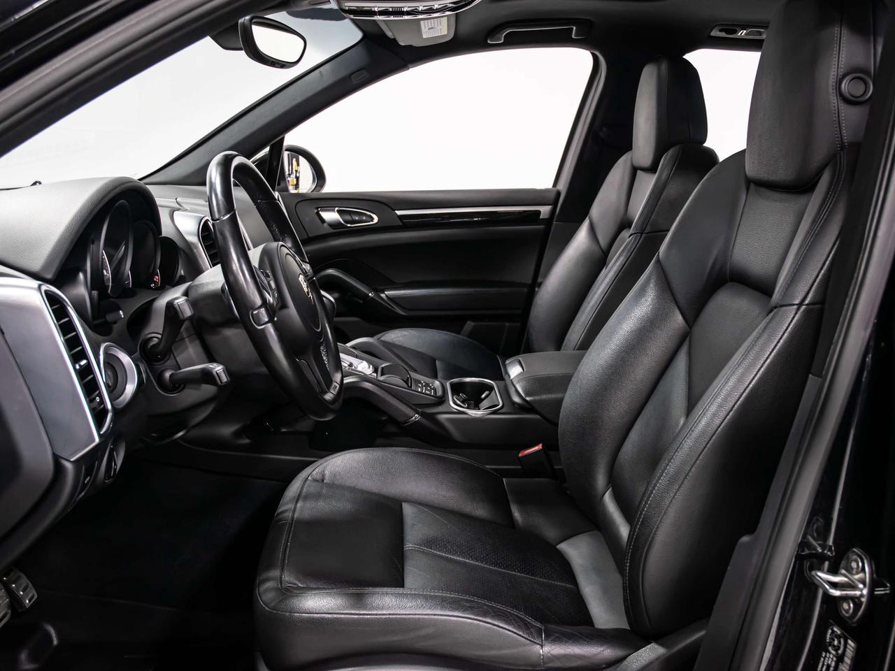 2012 Porsche Cayenne AWD S HYBRID NAVIGATION PANORAMIC SUNROOF Photo